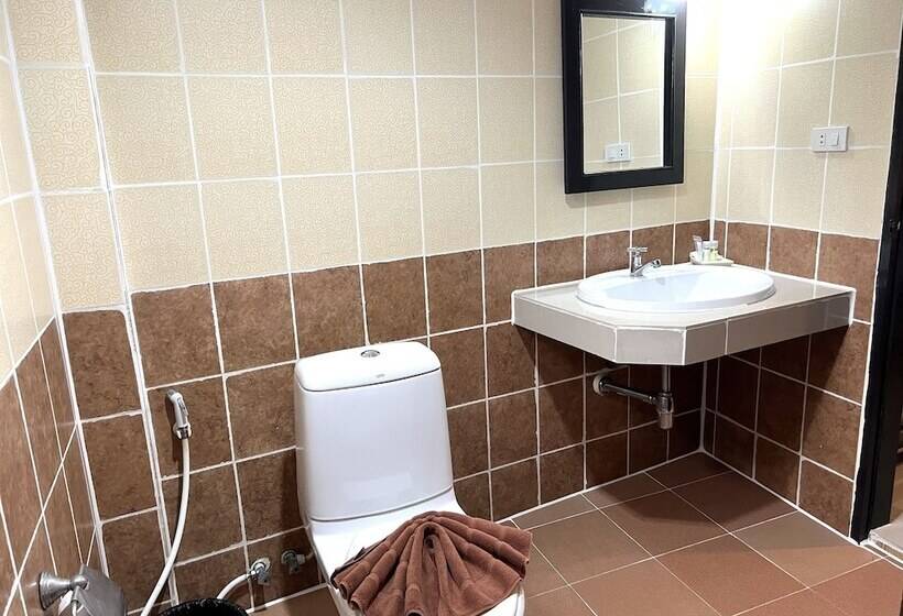 בית מלון כפרי Silver Resortel