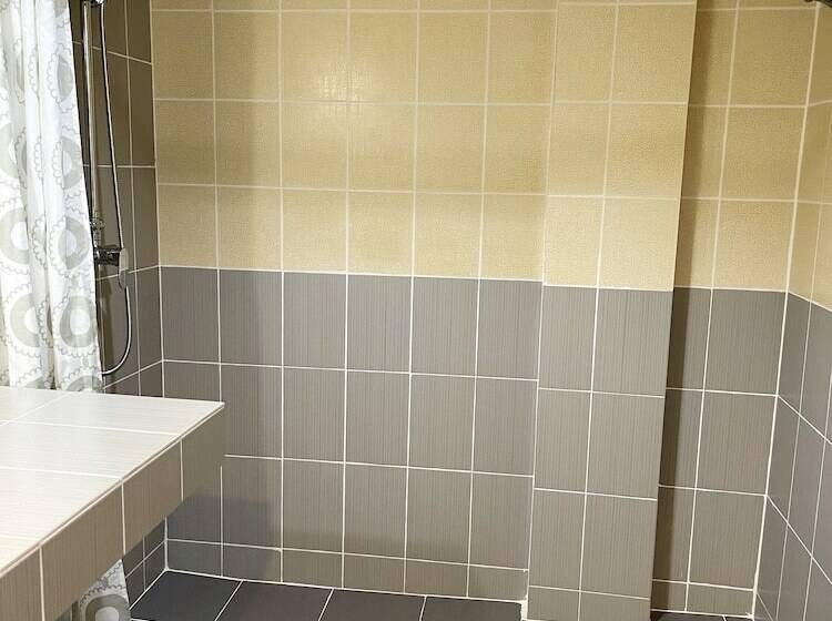 בית מלון כפרי Silver Resortel