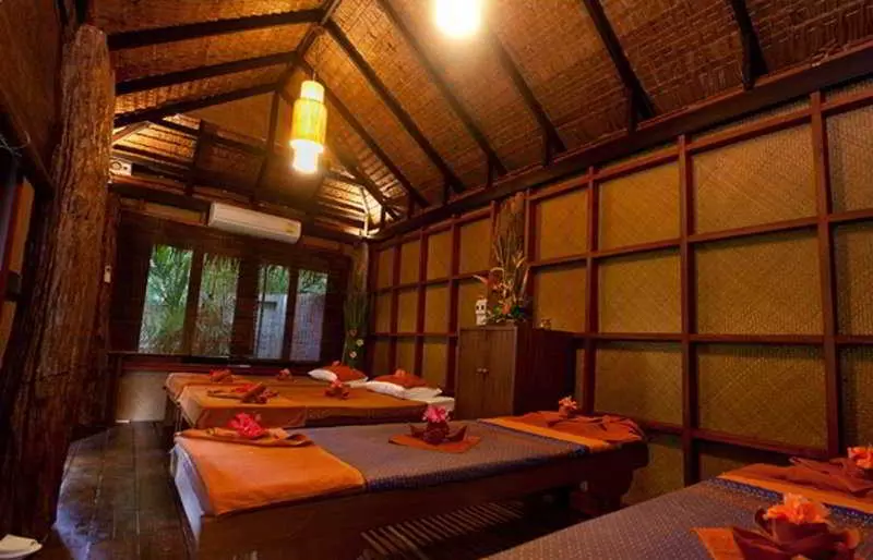 Hotel Somkiet Buri Resort