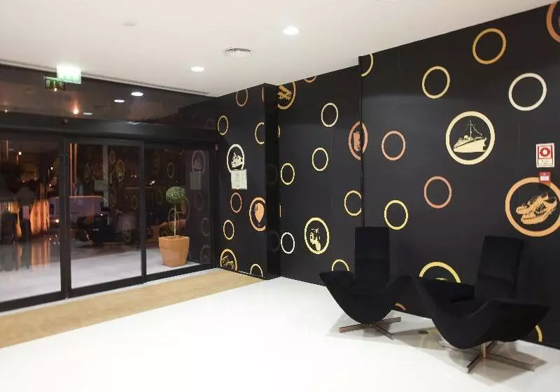 هتل Star Inn Porto