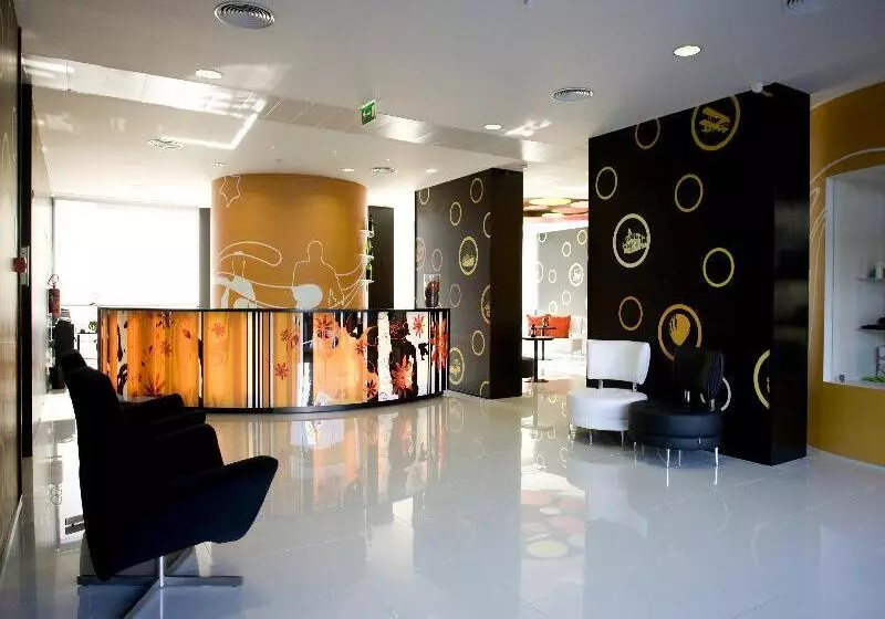 هتل Star Inn Porto