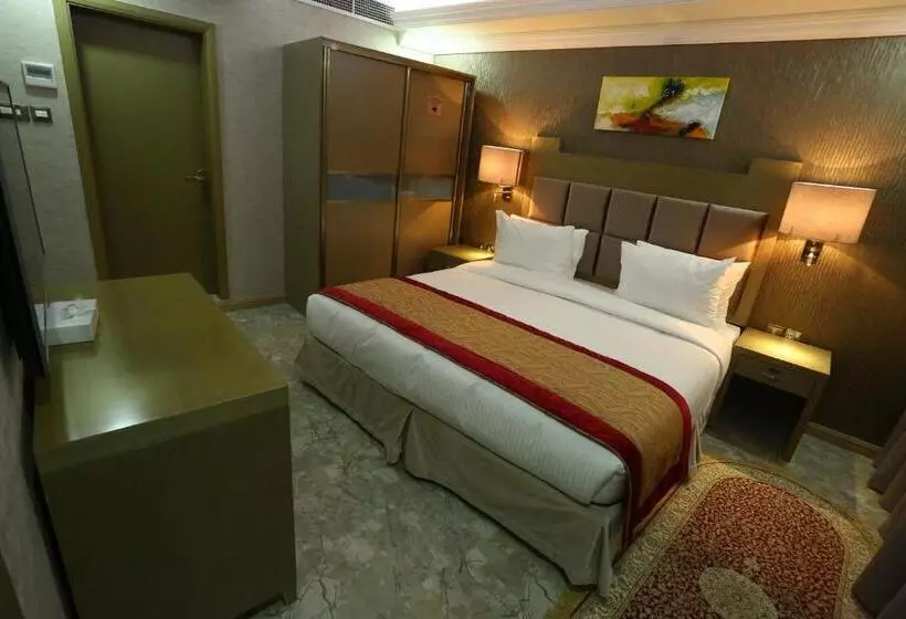 Отель Sun And Sands Plaza