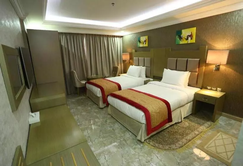 Отель Sun And Sands Plaza