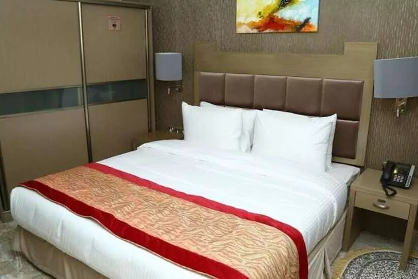 Отель Sun And Sands Plaza