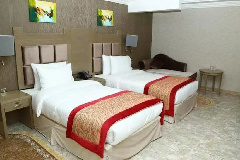 Отель Sun And Sands Plaza