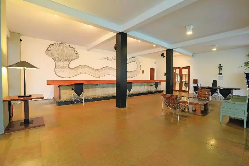 هتل The Blue Water   Bawa Heritage   City Resort