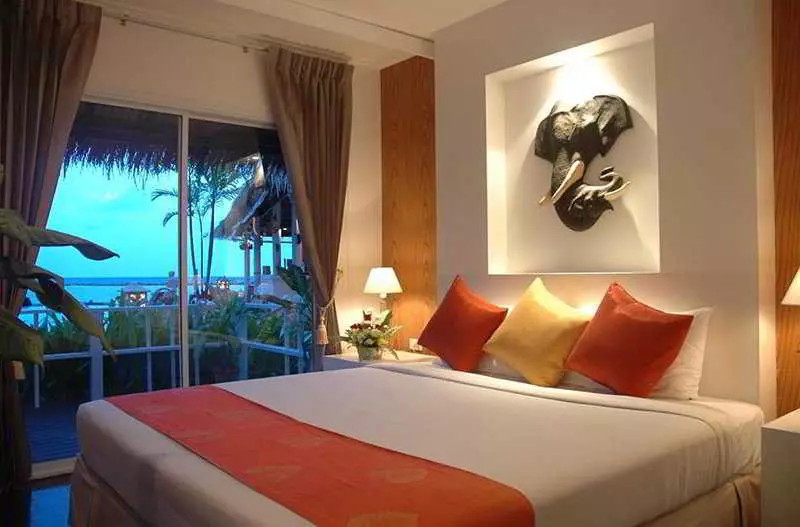 酒店 The Island Resort & Spa