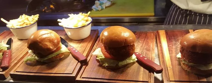 בית מלון כפרי Old Ship Inn Hackney