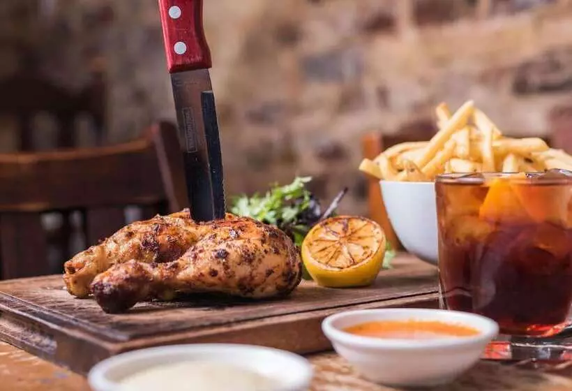 בית מלון כפרי Old Ship Inn Hackney