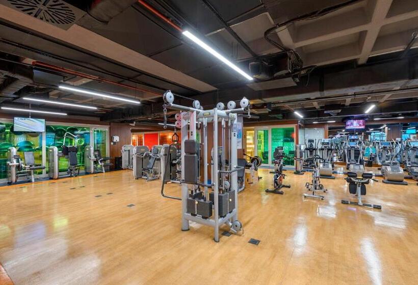 Hotel Titanic Port Bakirkoy