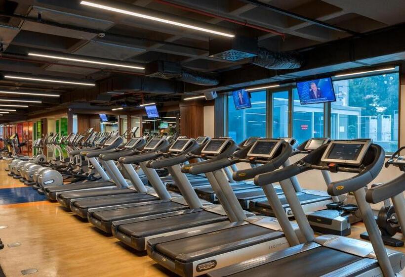 Hotel Titanic Port Bakirkoy