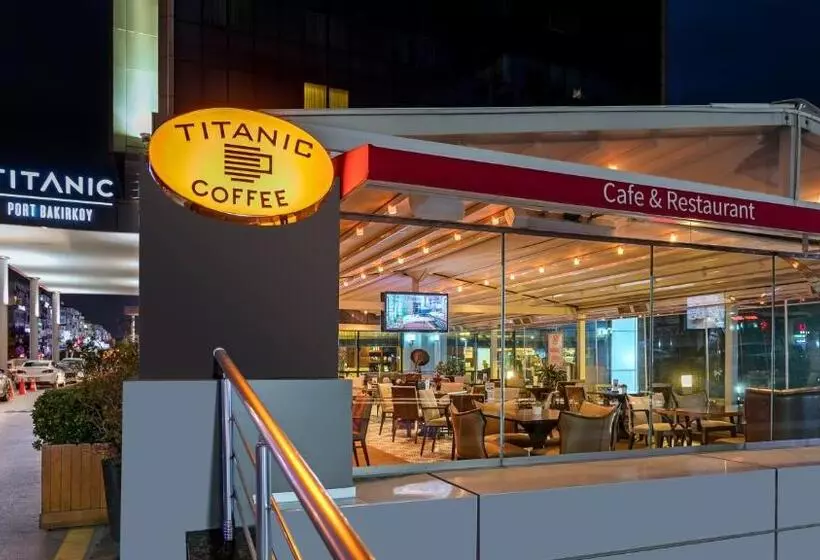 ホテル Titanic Port Bakirkoy