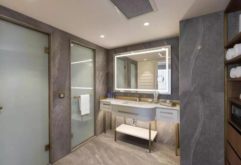 ホテル Titanic Port Bakirkoy