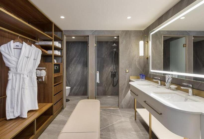 Hotel Titanic Port Bakirkoy