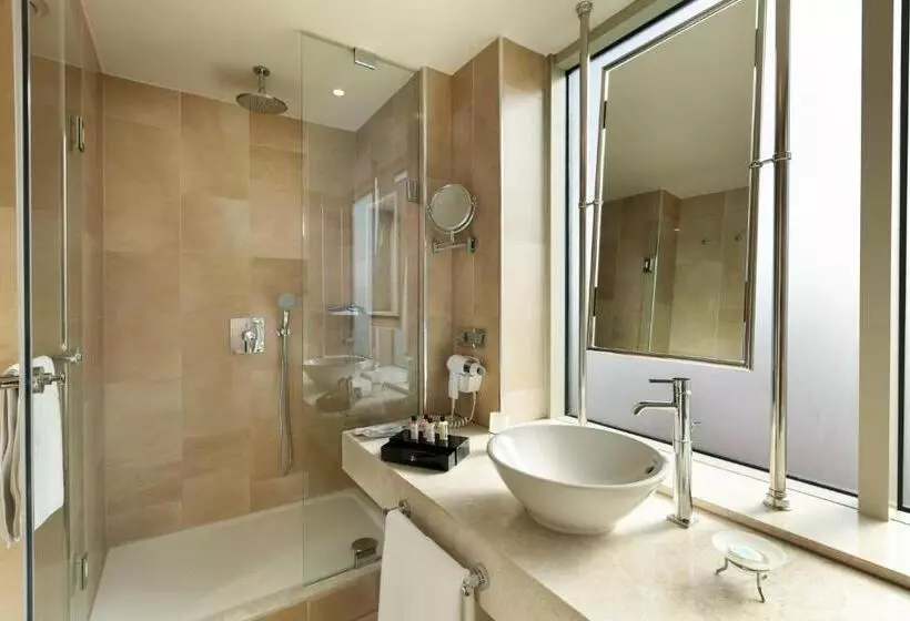 ホテル Titanic Port Bakirkoy