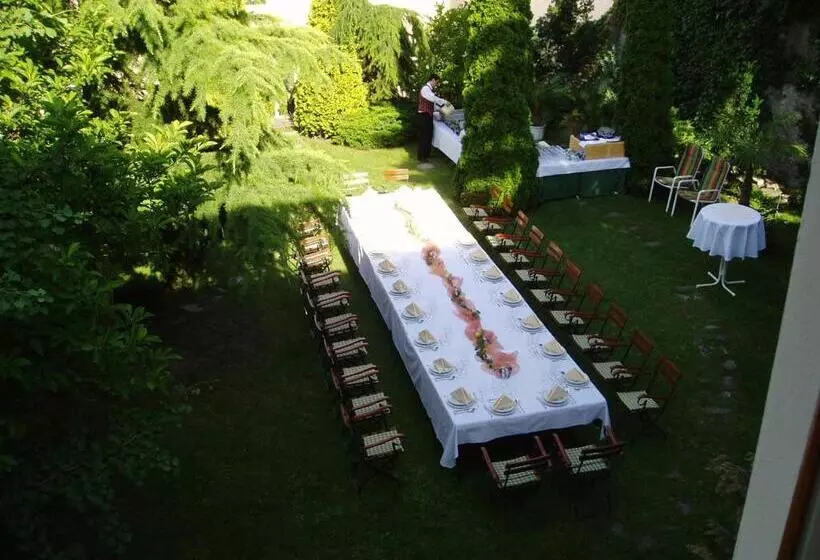 בית מלון כפרי Wollner