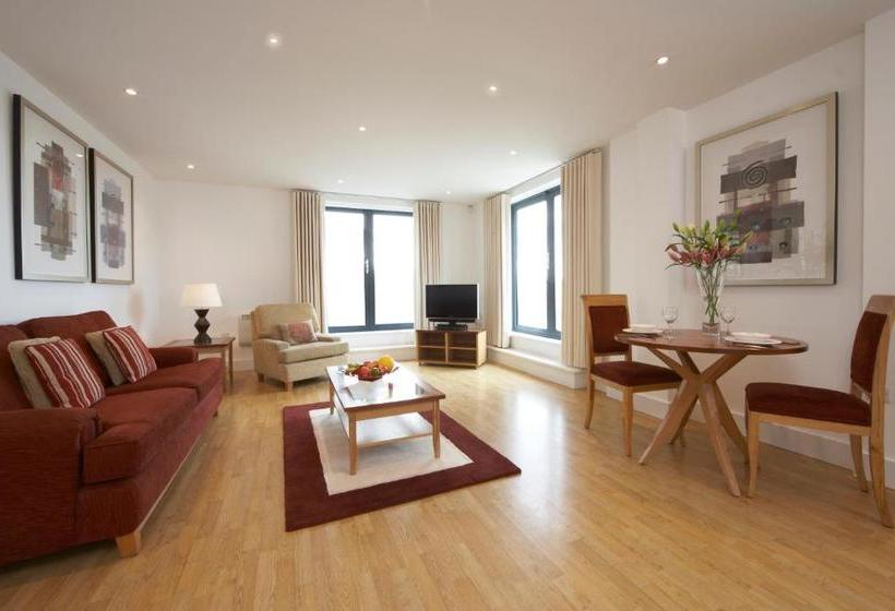 Marlin Apartments Stratford