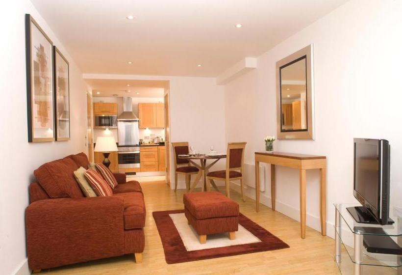 Marlin Apartments Stratford