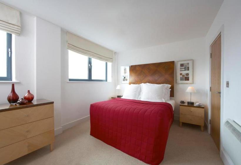 Marlin Apartments Stratford