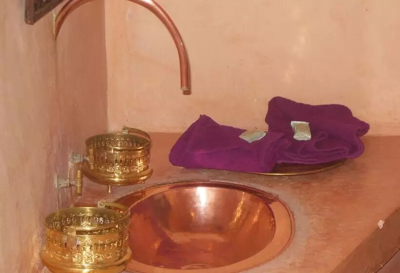 Aamiaismajoitus (B&B) Kasbah Du Peintre