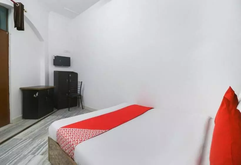 ホテル Flagship Xpress Stays Near Munshi Pulia Metro Station