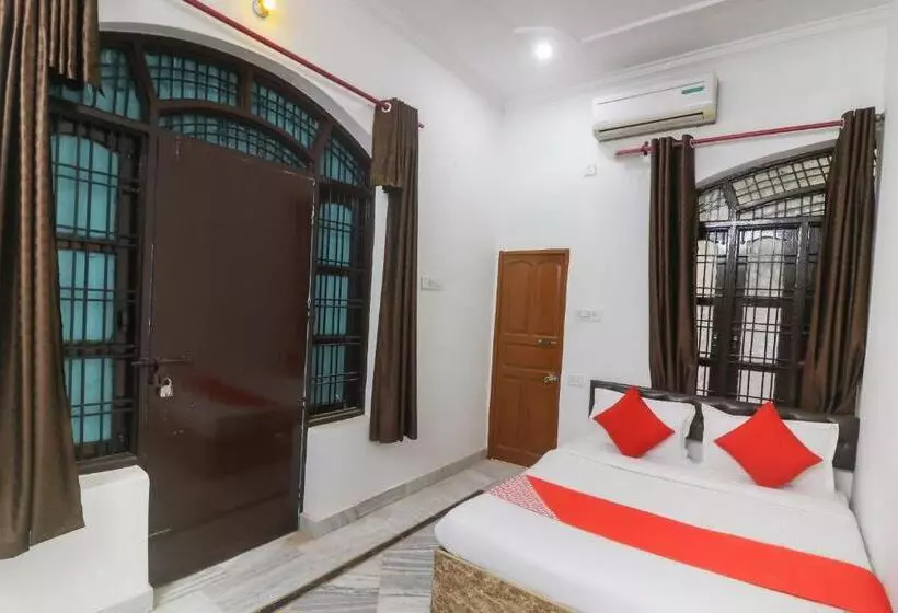 ホテル Flagship Xpress Stays Near Munshi Pulia Metro Station