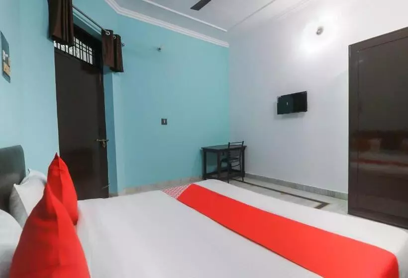 ホテル Flagship Xpress Stays Near Munshi Pulia Metro Station