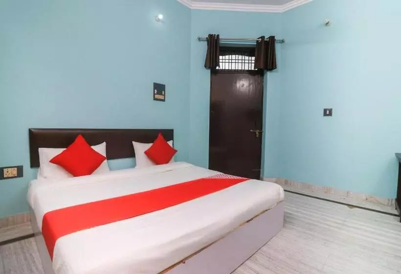 ホテル Flagship Xpress Stays Near Munshi Pulia Metro Station