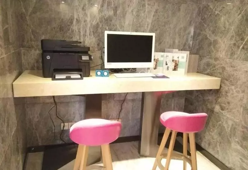 ホテル Lavande  Kunming South Railway Station