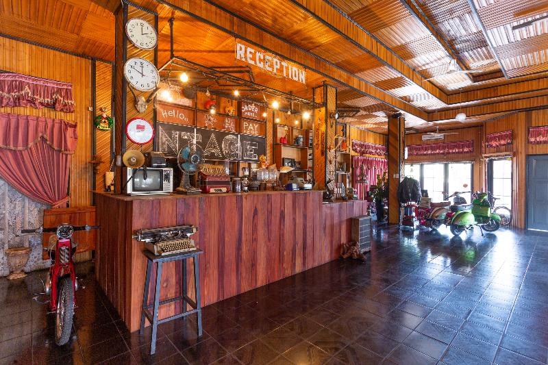 فندق Oyo 2527  Triana