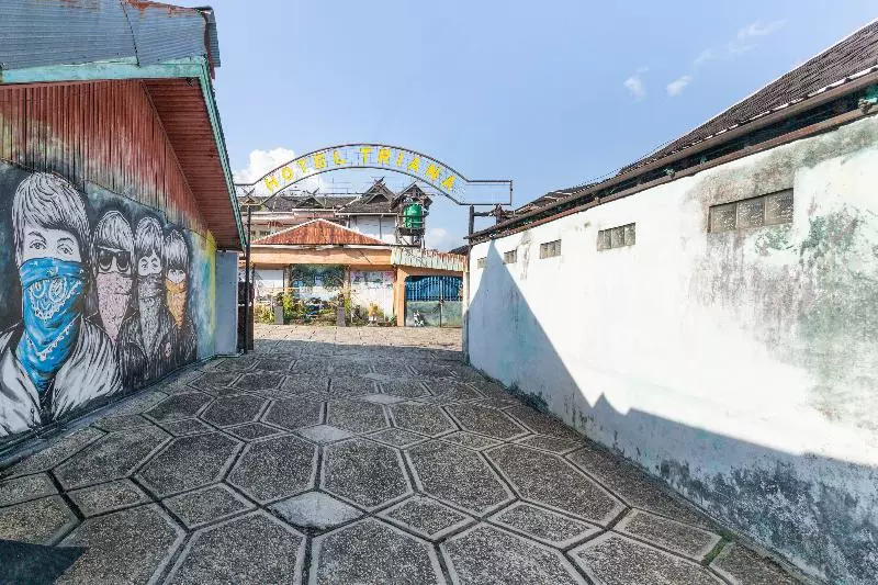 ホテル Oyo 2527  Triana