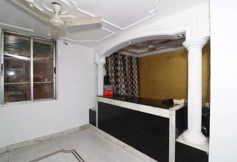 ホテル Capital O 39826  Novelty Pride