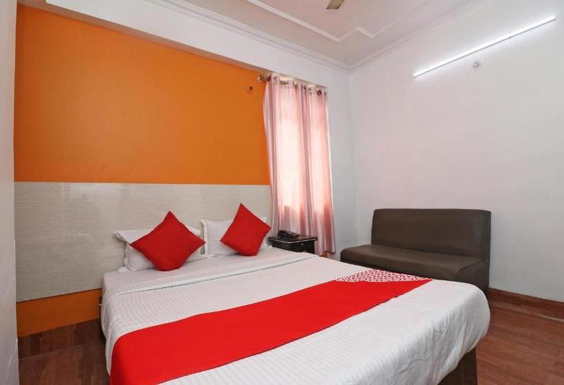 בית מלון כפרי Capital O 39826 Novelty Pride