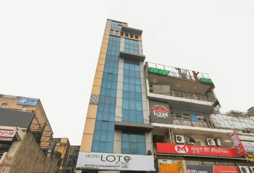 Hotel Oyo 67602 Loto Stays