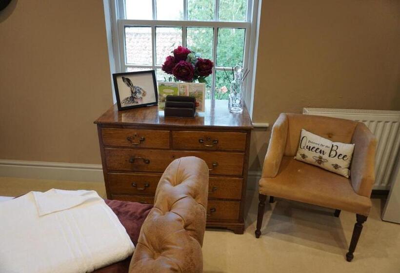 فندق The Tickled Trout Inn Bilton In Ainsty