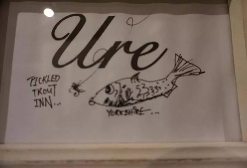 ホテル The Tickled Trout Inn Bilton In Ainsty