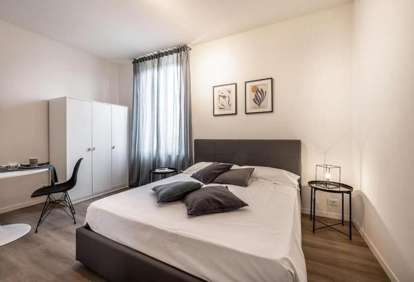 پانسیون Emilia Suite Essence