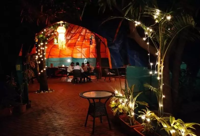 Lomakeskus Saj By The Lake, Malshej Ghat