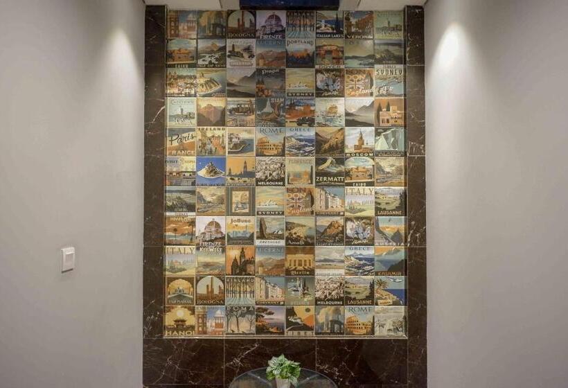 Sans Hotel Empress Simpang Lima