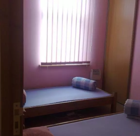 هاستل Easy Stay Apartments