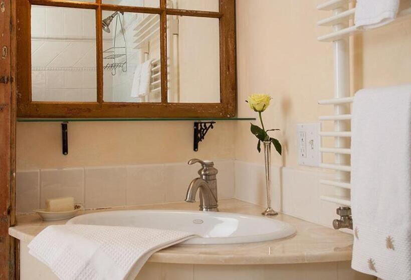 مبيت وإفطار Captain Simeon Potter House