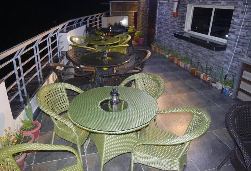 تختخواب و صبحانه Cloud7