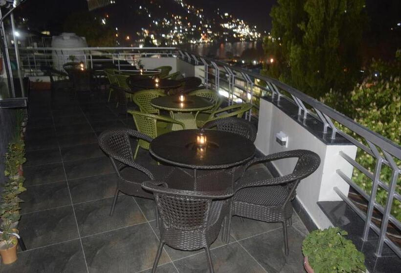 تختخواب و صبحانه Cloud7