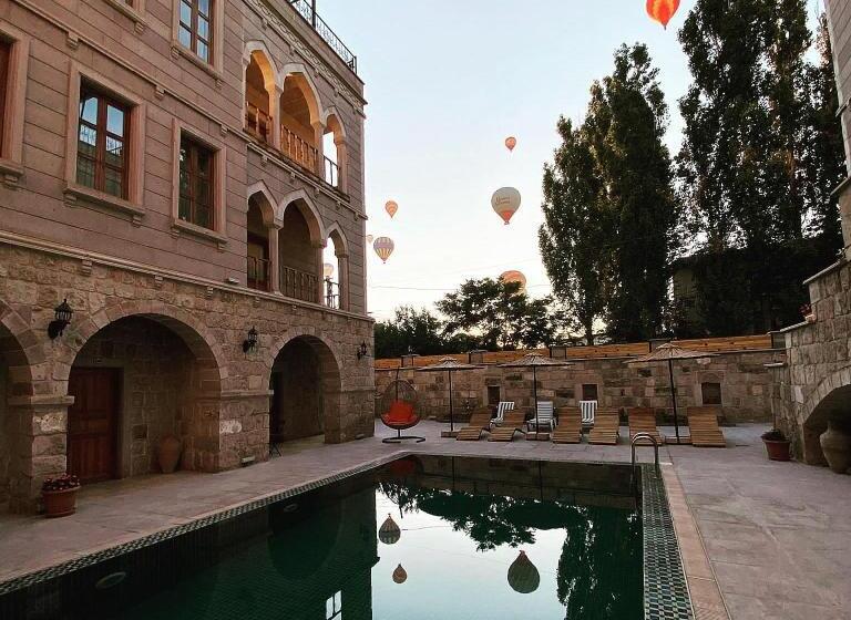 هتل Grand Cappadocia