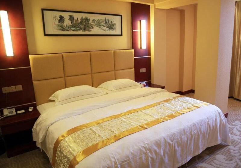 Отель Greentree Alliance Suzhou Taicang  South Changchun Road Liuyuan