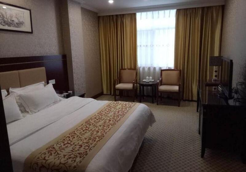 Отель Greentree Alliance Suzhou Taicang  South Changchun Road Liuyuan