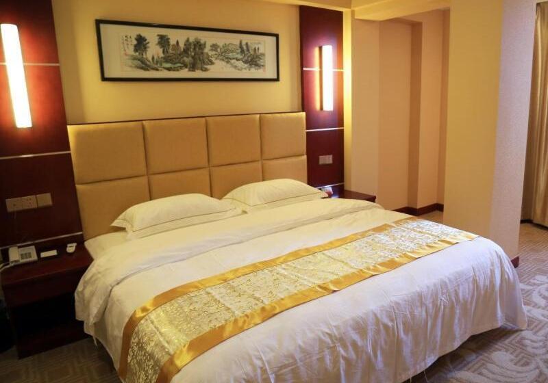 Отель Greentree Alliance Suzhou Taicang  South Changchun Road Liuyuan