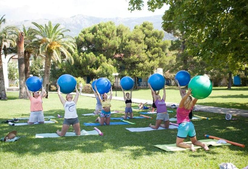 هتل Slovenska Plaža Lux