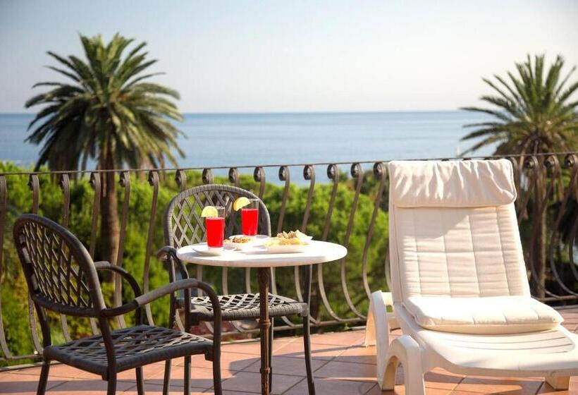 בית מלון כפרי Villa Flora