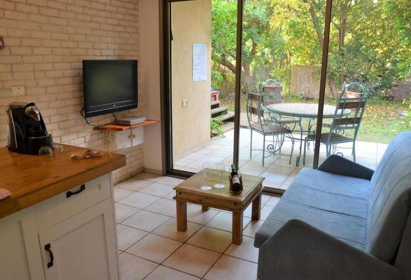 منتجع Vitrage Holiday Village And Spa